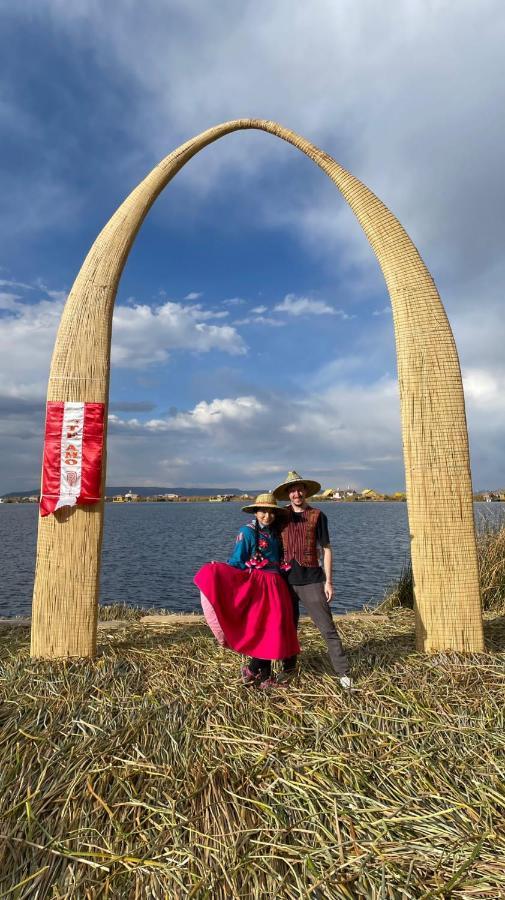 Uros Lodge Peru プーノ エクステリア 写真