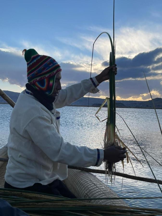 Uros Lodge Peru プーノ エクステリア 写真