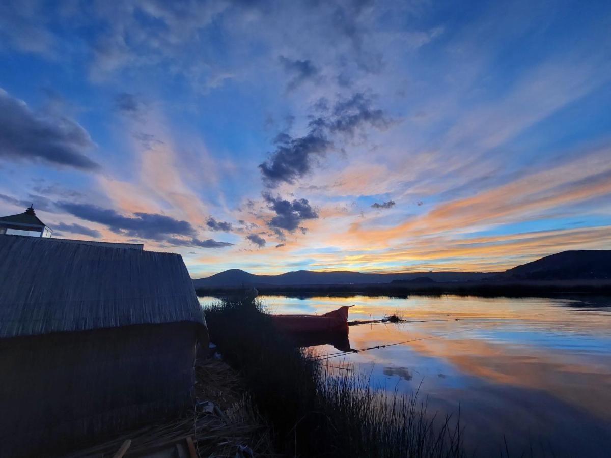 Uros Lodge Peru プーノ エクステリア 写真