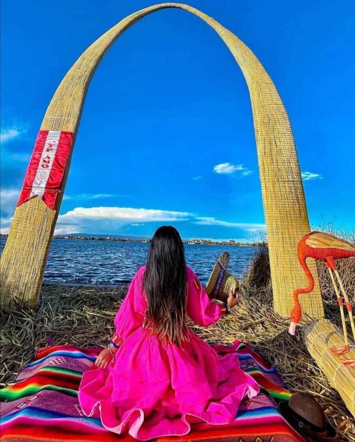 Uros Lodge Peru プーノ エクステリア 写真